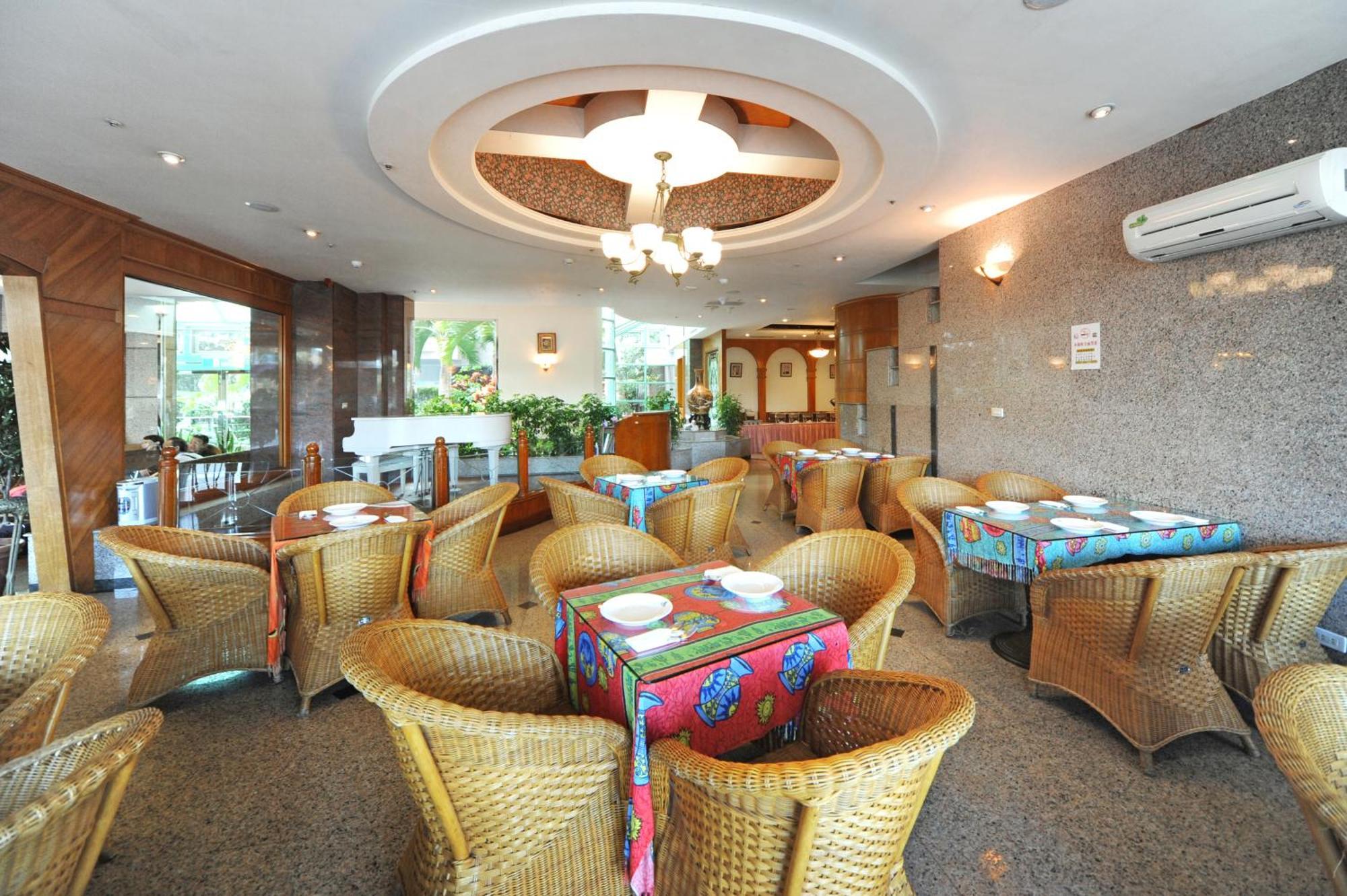 Kenting Holiday Hotel Hằng Xuân Cổ Trấn Ngoại thất bức ảnh